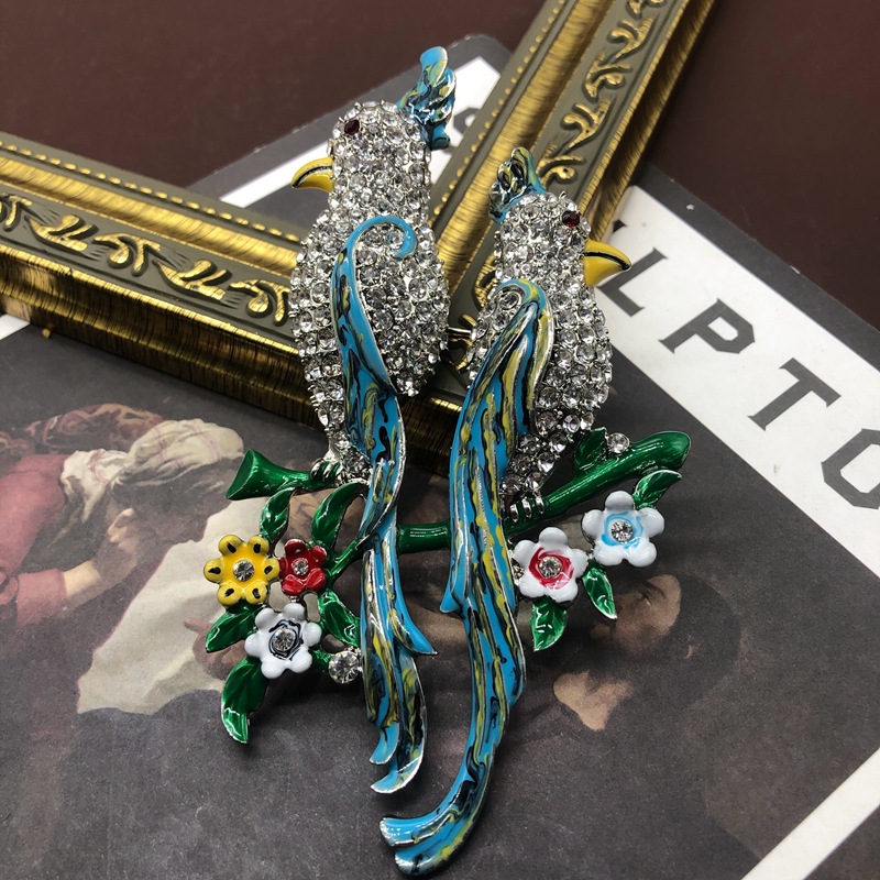Elegant Classical Flower Bird Alloy Plating Inlay Zircon Women's Brooches display picture 1
