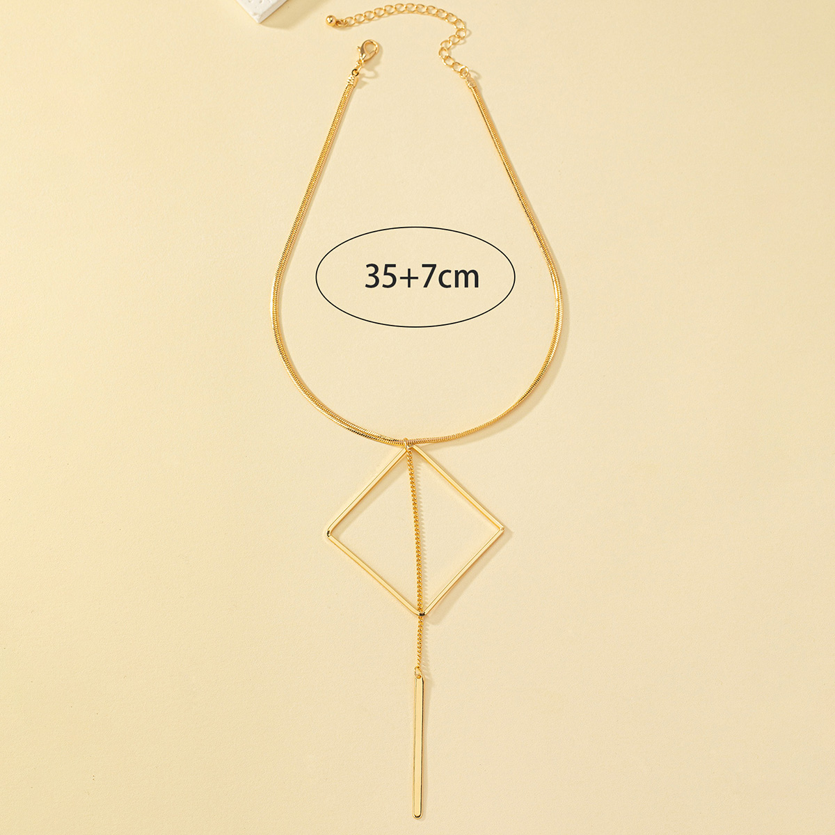 Style Ig Style Simple Rhombe Alliage Placage Plaqué Or 14k Femmes Pendentif display picture 1