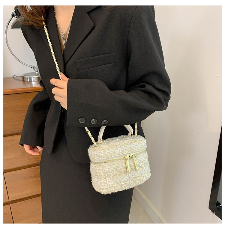 Women's All Seasons Pu Leather Woven Material Plaid Elegant Square Zipper Handbag display picture 4