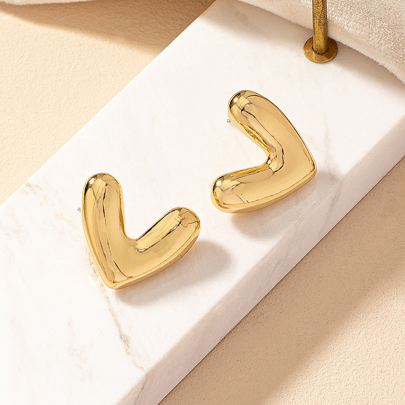 1 Pair Elegant Cute Romantic Heart Shape Irregular Plating Alloy Ferroalloy 14k Gold Plated Ear Studs display picture 3