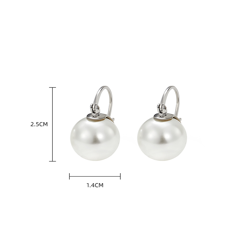 1 Pair Elegant Round Plating Inlay Copper Pearl Drop Earrings display picture 1