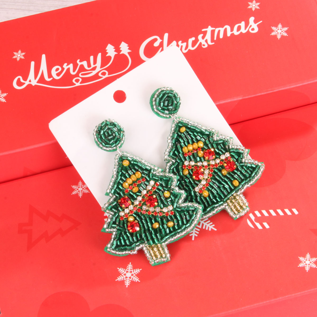 1 Pair Sweet Artistic Christmas Tree Asymmetrical Beaded Handmade Cloth Glass Drop Earrings display picture 4