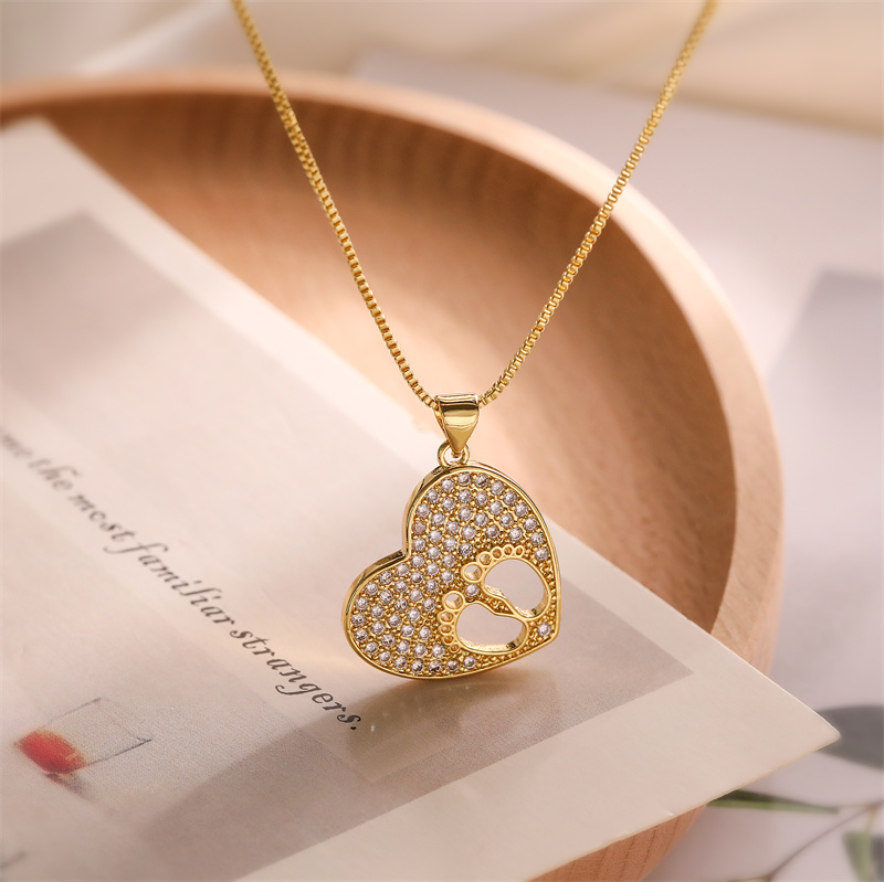 Simple Style Heart Shape Copper Plating Inlay Zircon Gold Plated Pendant Necklace display picture 7