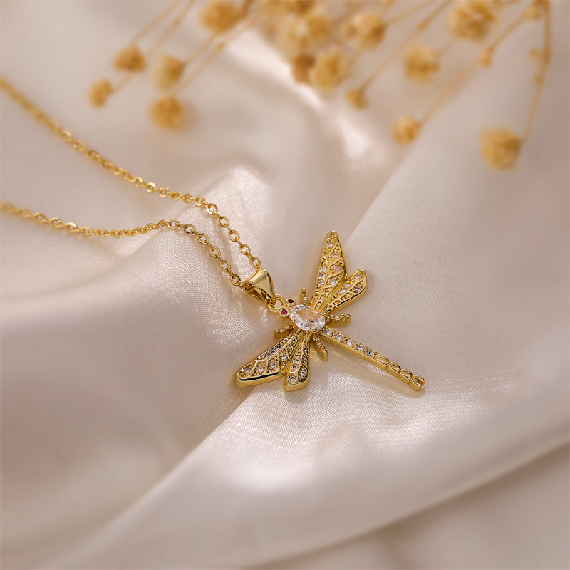 Simple Style Dragonfly Copper Plating Inlay Zircon Gold Plated Pendant Necklace display picture 4