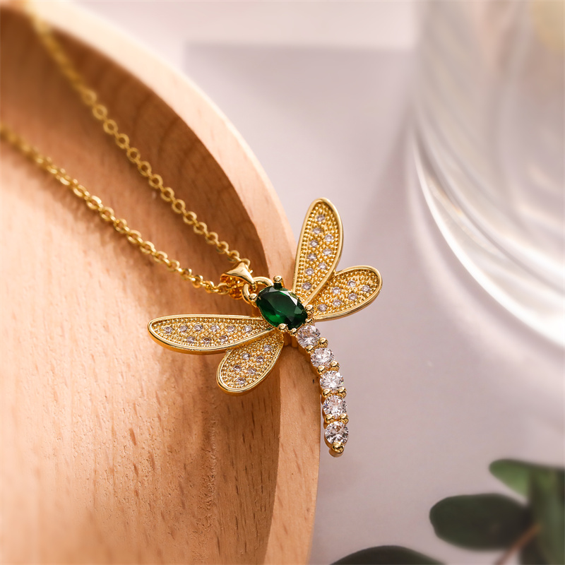 Simple Style Dragonfly Copper Plating Inlay Zircon Gold Plated Pendant Necklace display picture 10