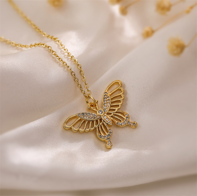 Simple Style Dragonfly Copper Plating Inlay Zircon Gold Plated Pendant Necklace display picture 4