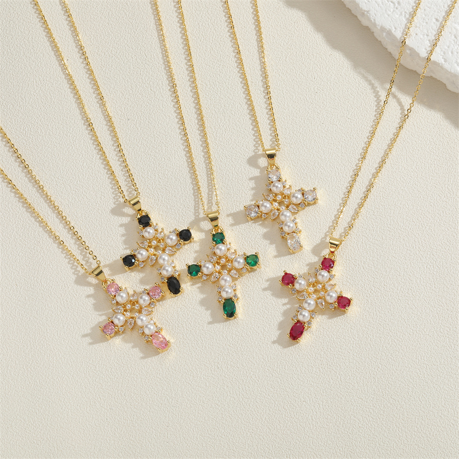 Sweet Cross Copper Plating Inlay Zircon 14k Gold Plated Pendant Necklace display picture 10