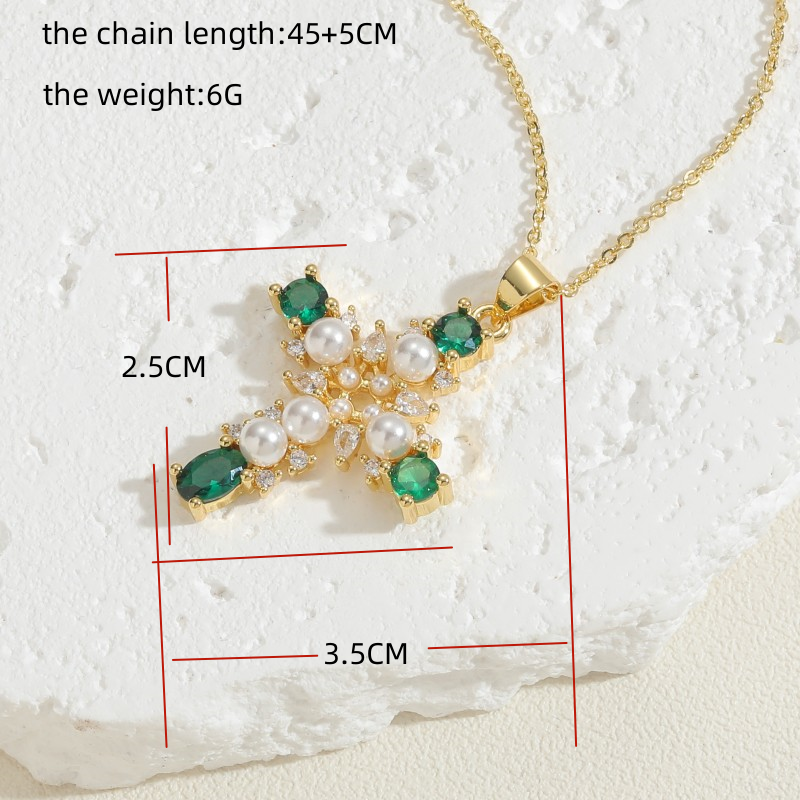 Sweet Cross Copper Plating Inlay Zircon 14k Gold Plated Pendant Necklace display picture 11