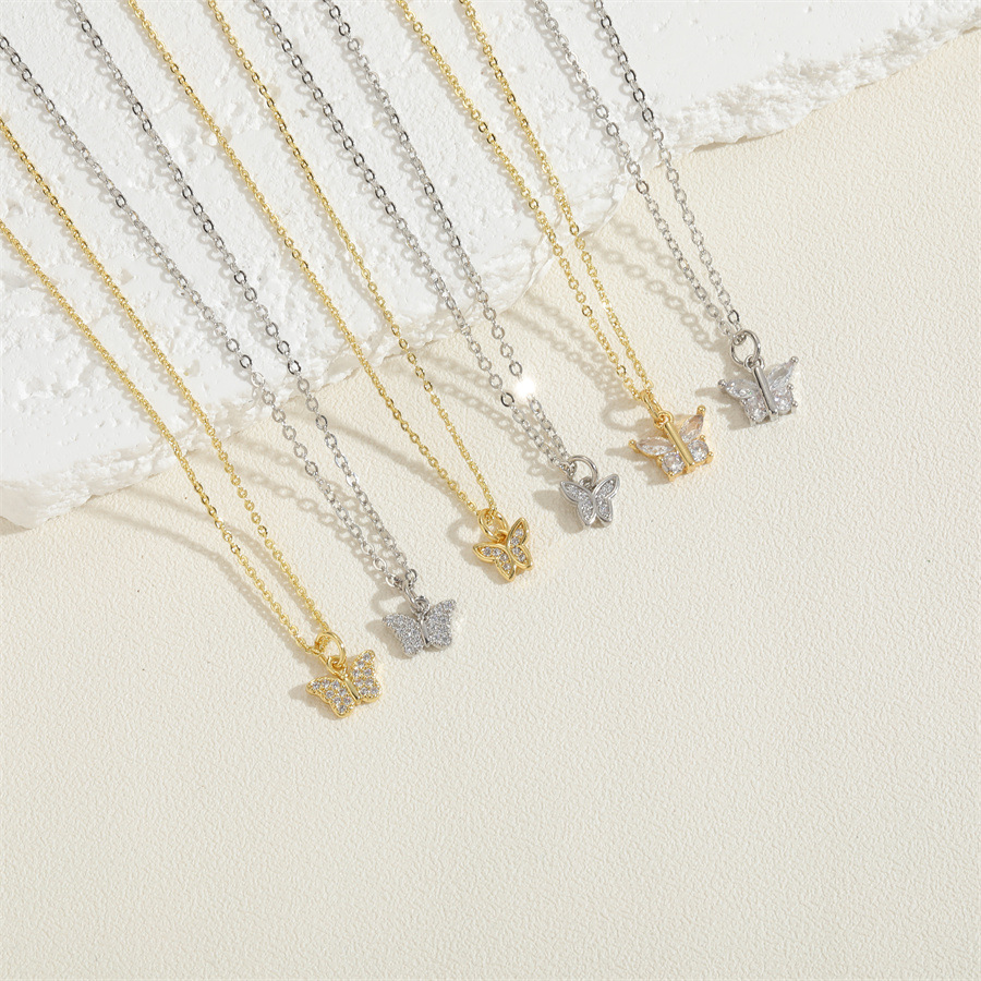 Style Simple Papillon Le Cuivre Placage Chaîne Zircon Plaqué Or 14k Pendentif display picture 9