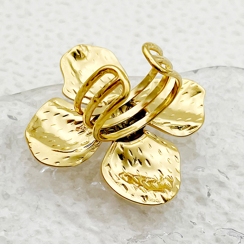 304 Stainless Steel 14K Gold Plated Elegant Sweet Artistic Plating Flower Open Rings display picture 2