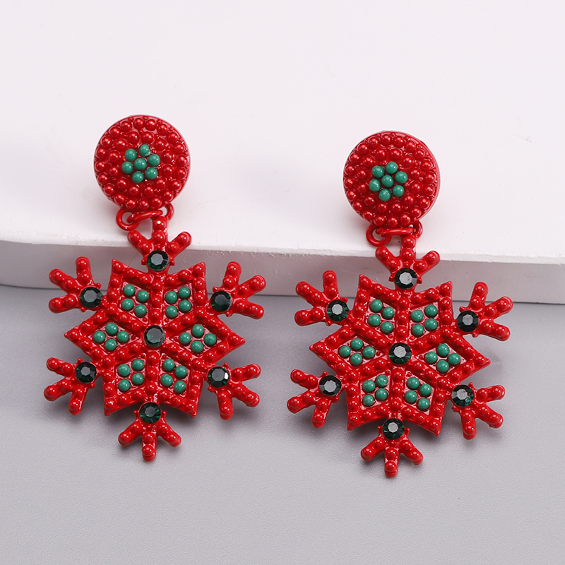 1 Piece Nordic Style Streetwear Snowflake Inlay Alloy Beads Gold Plated Drop Earrings display picture 8