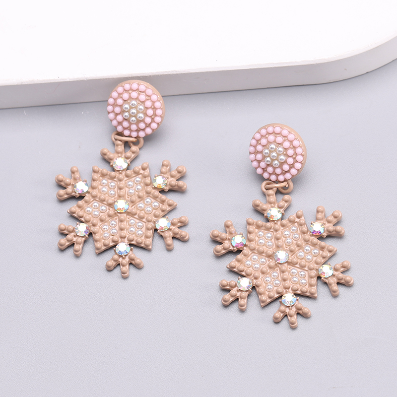 1 Piece Nordic Style Streetwear Snowflake Inlay Alloy Beads Gold Plated Drop Earrings display picture 7
