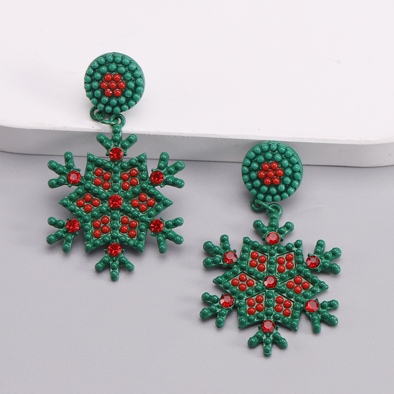 1 Piece Nordic Style Streetwear Snowflake Inlay Alloy Beads Gold Plated Drop Earrings display picture 19