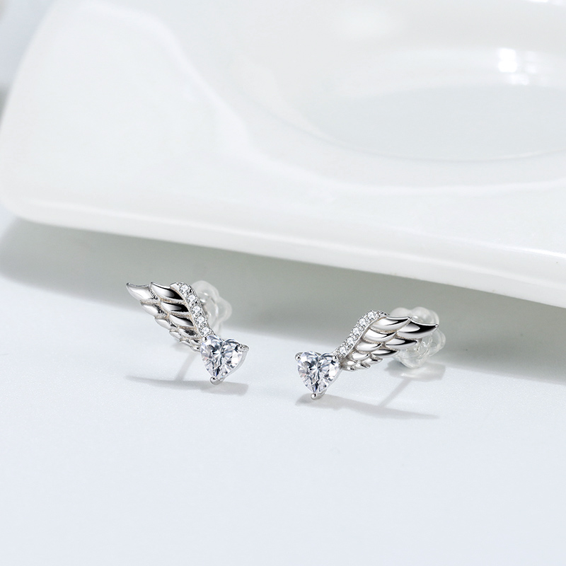 1 Pair Simple Style Classic Style Wings Plating Inlay Sterling Silver Zircon White Gold Plated Rhodium Plated Silver Plated Ear Studs display picture 3