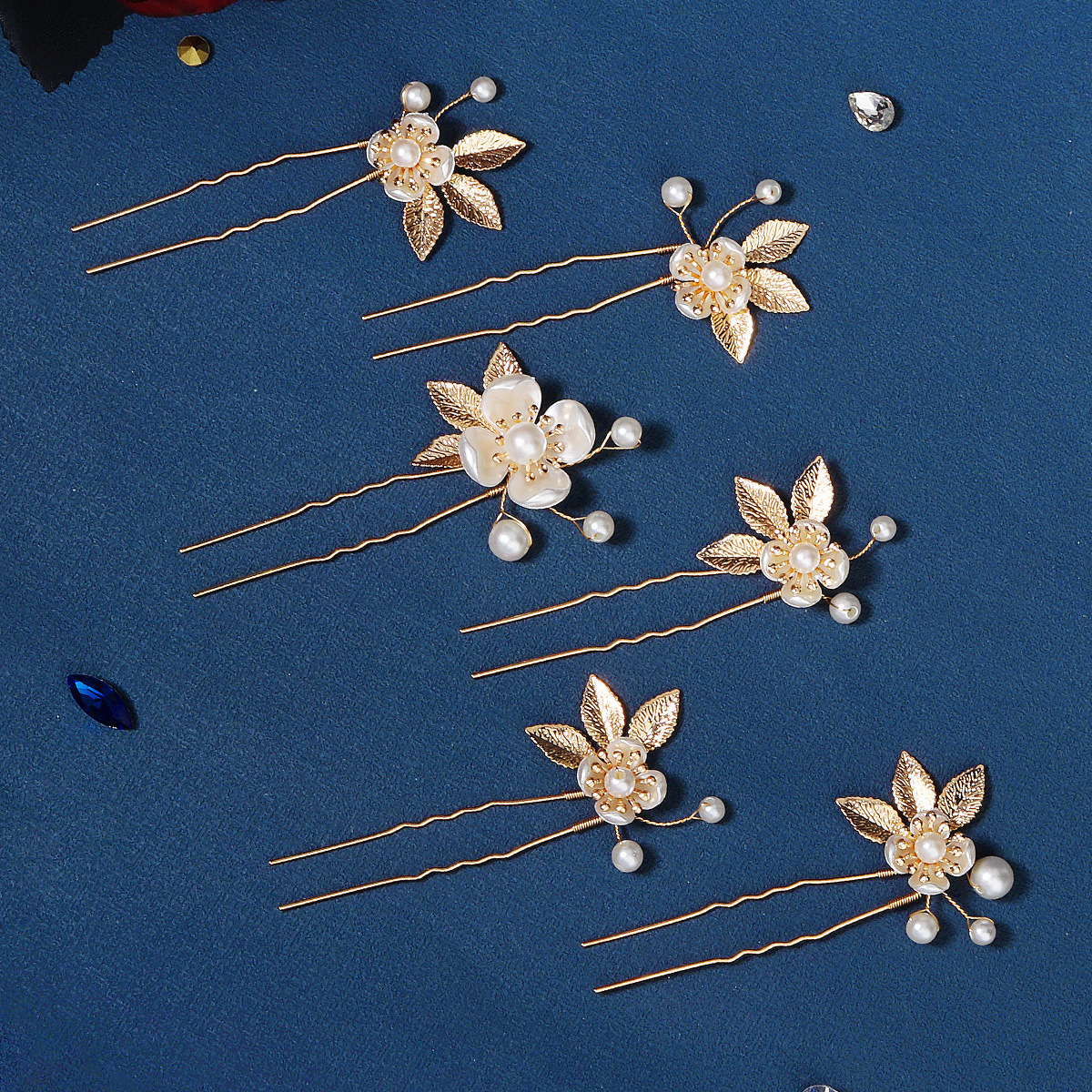 Retro Flower Alloy Hairpin display picture 4