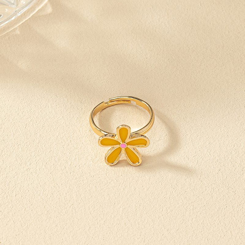 Retro Simple Style Flower Gold Plated Alloy Wholesale Rings display picture 3