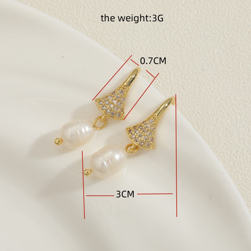 1 Pair Cute Sweet Classic Style Geometric Plating Inlay Freshwater Pearl Copper Zircon 14k Gold Plated Ear Hook display picture 1