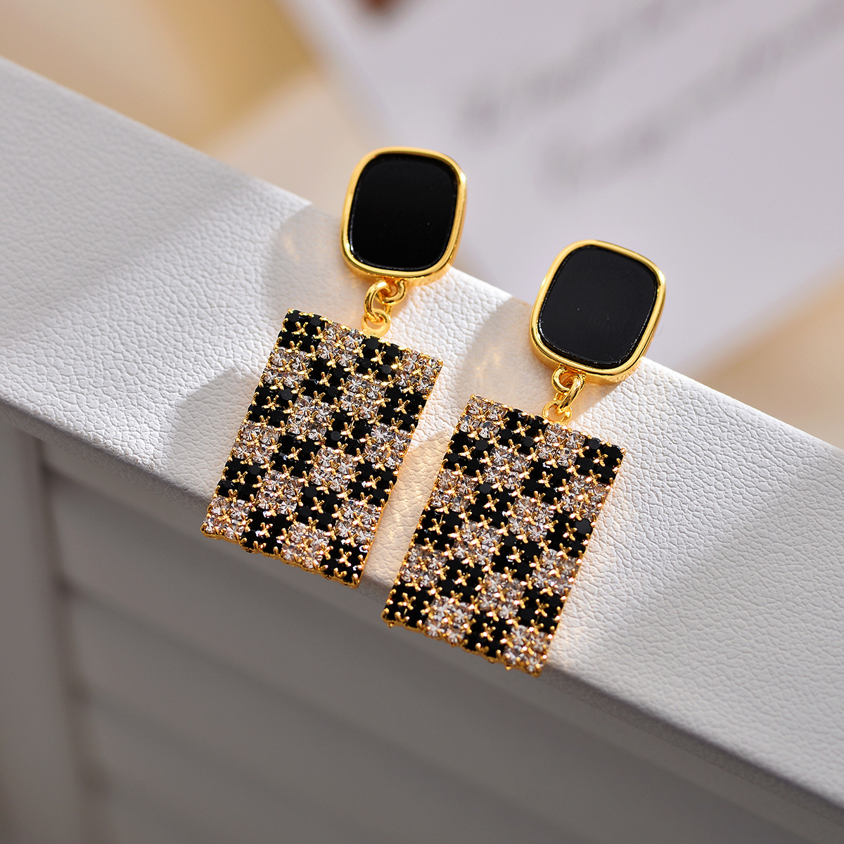 1 Pair Simple Style Rectangle Plating Inlay Copper Zircon Gold Plated Drop Earrings display picture 7