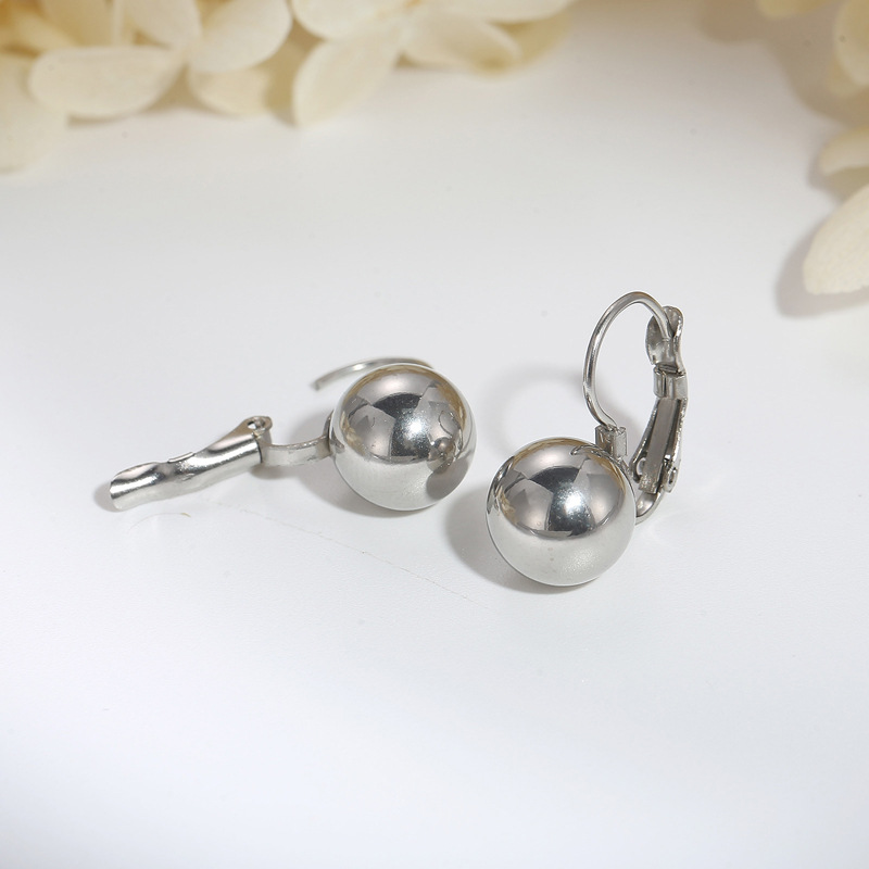 1 Pair Simple Style Ball Plating Titanium Steel Gold Plated Silver Plated Drop Earrings display picture 3