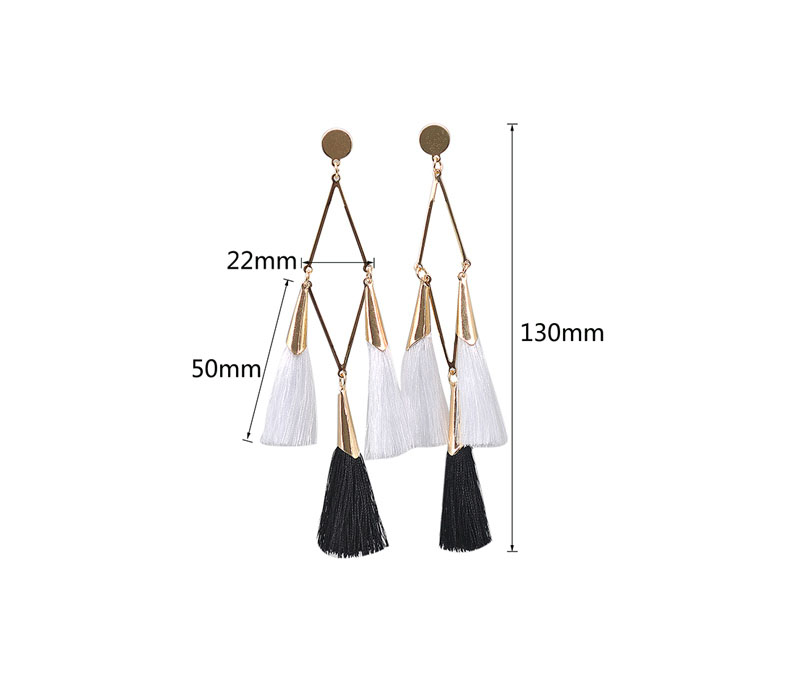 1 Pair Exaggerated Simple Style Classic Style Geometric Tassel Alloy Cotton Gold Plated Drop Earrings display picture 2