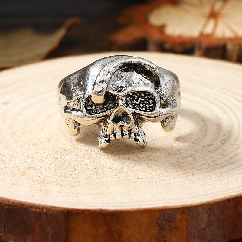 Vintage Style Rock Skull Alloy Silver Plated Men's Rings display picture 5