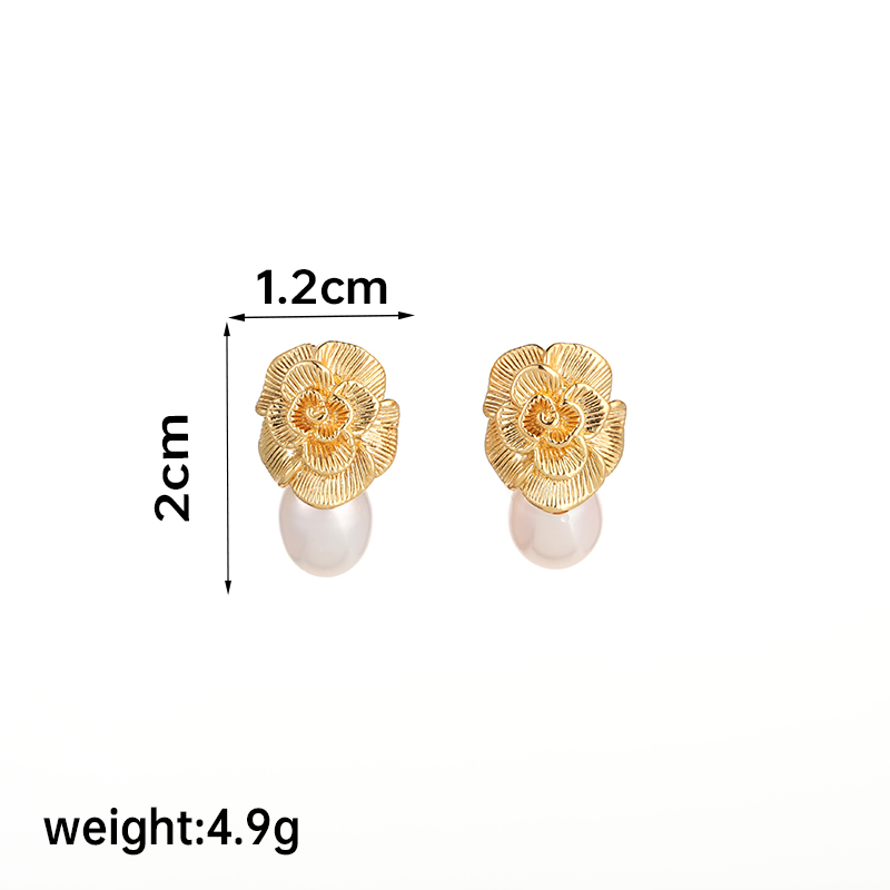 1 Pair Ig Style Retro C Shape Irregular Flower Crystal Pearl Plating Copper 18k Gold Plated Drop Earrings Ear Studs display picture 3