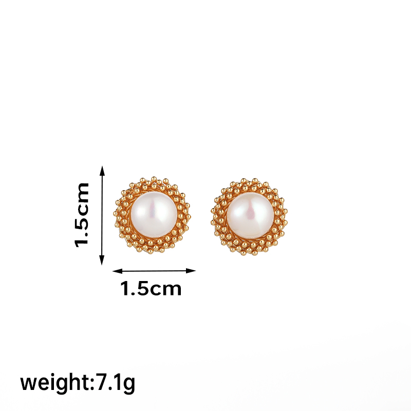 1 Pair Retro C Shape Round Plating Inlay Copper Freshwater Pearl 18k Gold Plated Ear Studs display picture 3