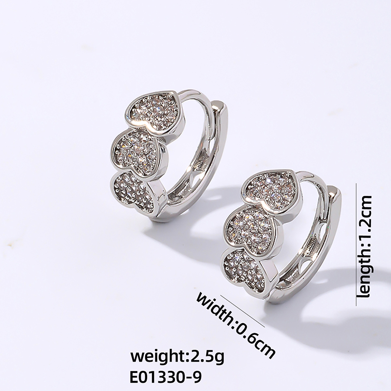 1 Pair Vintage Style Simple Style Heart Shape Plating Inlay Copper Zircon Earrings display picture 4