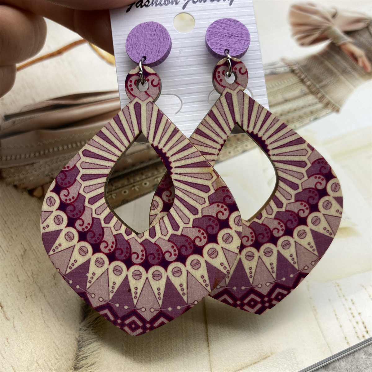 1 Pair Casual Vintage Style Polka Dots Lines Petal Lacquer Painting Stoving Varnish Wood Drop Earrings display picture 4