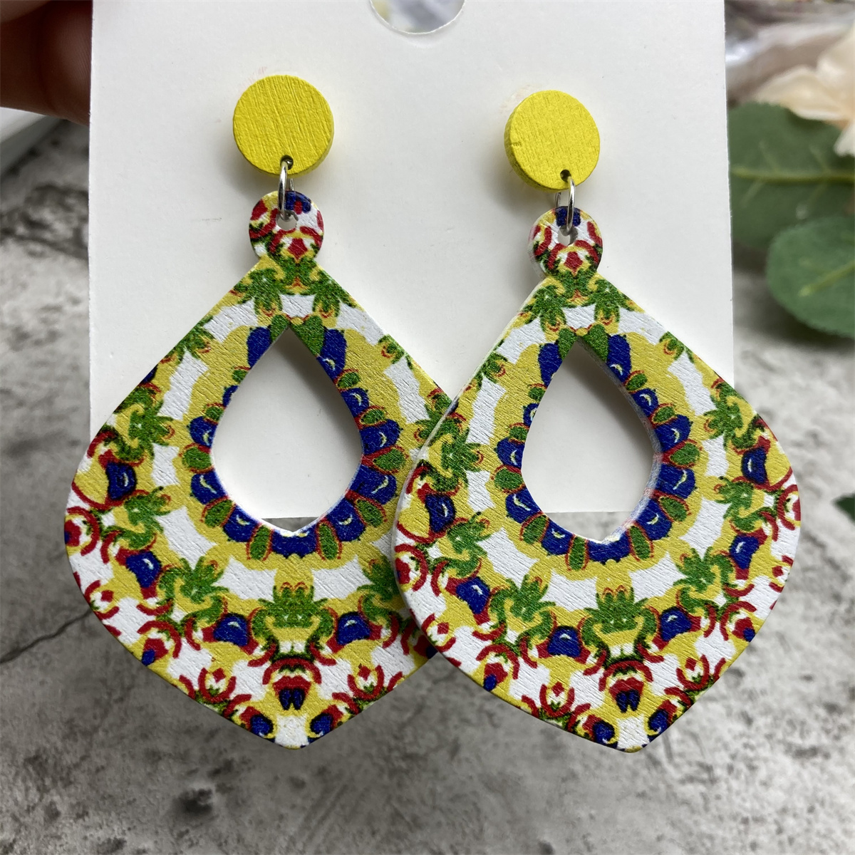 1 Pair Casual Vintage Style Polka Dots Lines Petal Lacquer Painting Stoving Varnish Wood Drop Earrings display picture 16