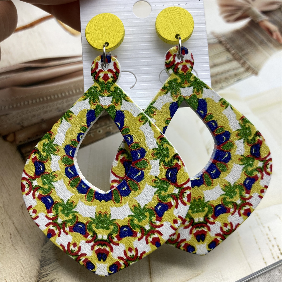 1 Pair Casual Vintage Style Polka Dots Lines Petal Lacquer Painting Stoving Varnish Wood Drop Earrings display picture 15