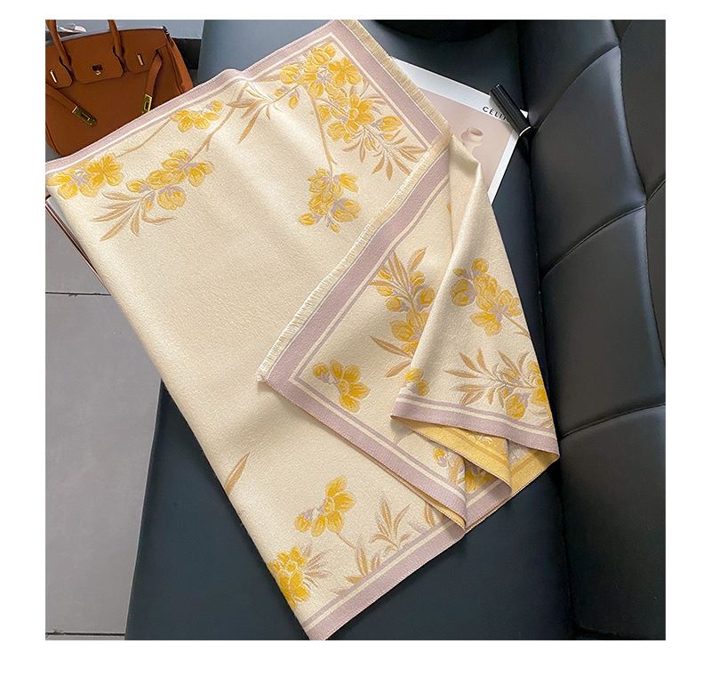 Women's Sweet Flower Imitation Cashmere Scarf display picture 6