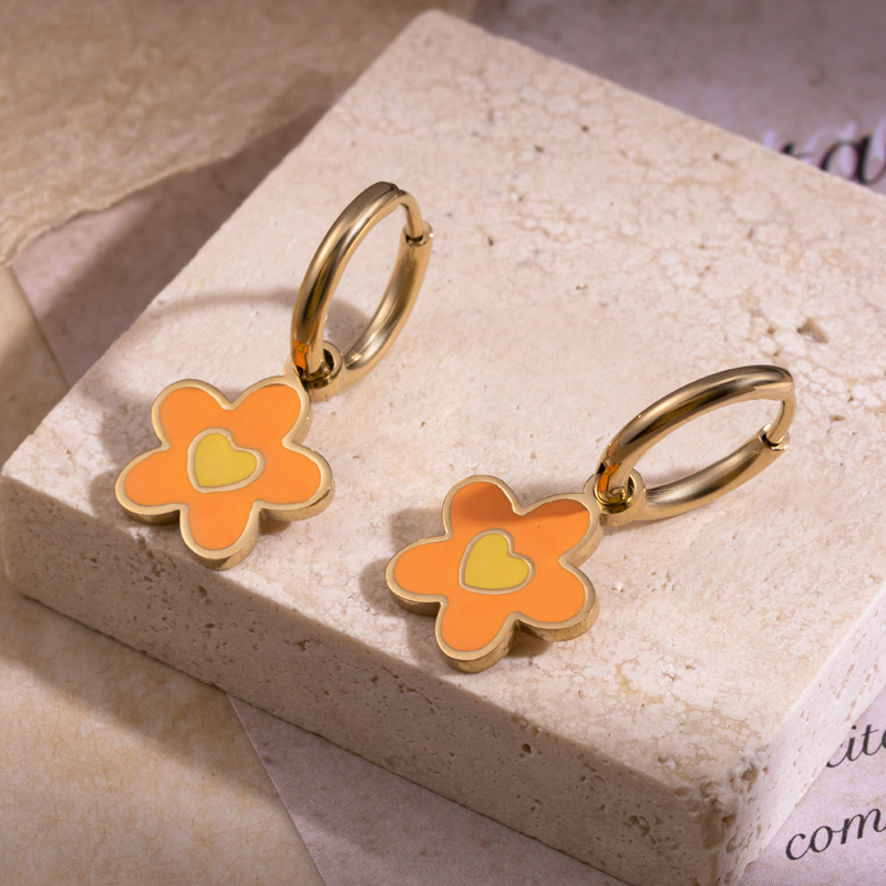 1 Paar Französische Art Einfacher Stil Doppelring Oval Blume Emaille Überzug Rostfreier Stahl 18 Karat Vergoldet Ohrringe display picture 4