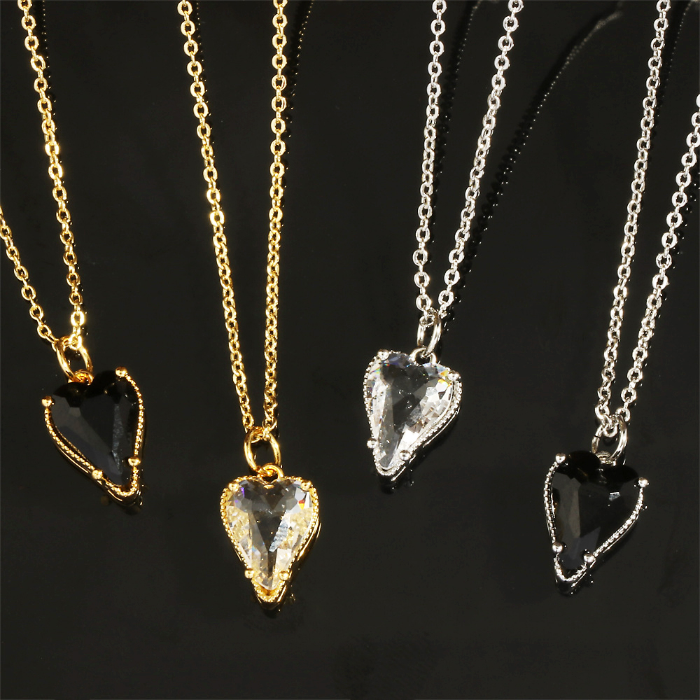 Elegant Sweet Heart Shape Copper Plating Inlay Zircon 18k Gold Plated Pendant Necklace display picture 2