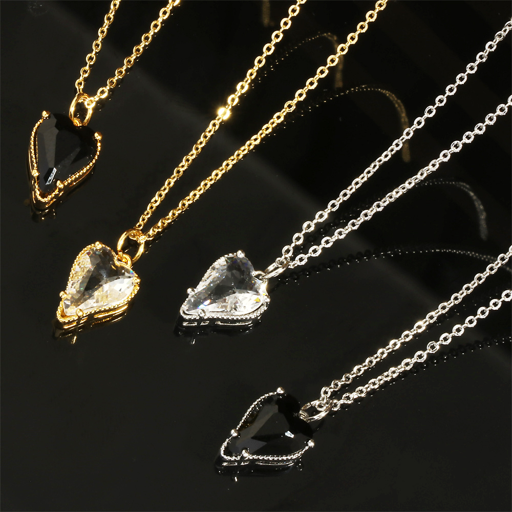 Elegant Sweet Heart Shape Copper Plating Inlay Zircon 18k Gold Plated Pendant Necklace display picture 3