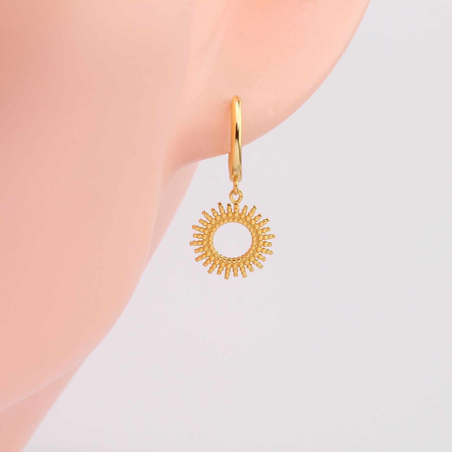 1 Pair Vintage Style Simple Style Sunflower Solid Color Plating Sterling Silver Drop Earrings display picture 4