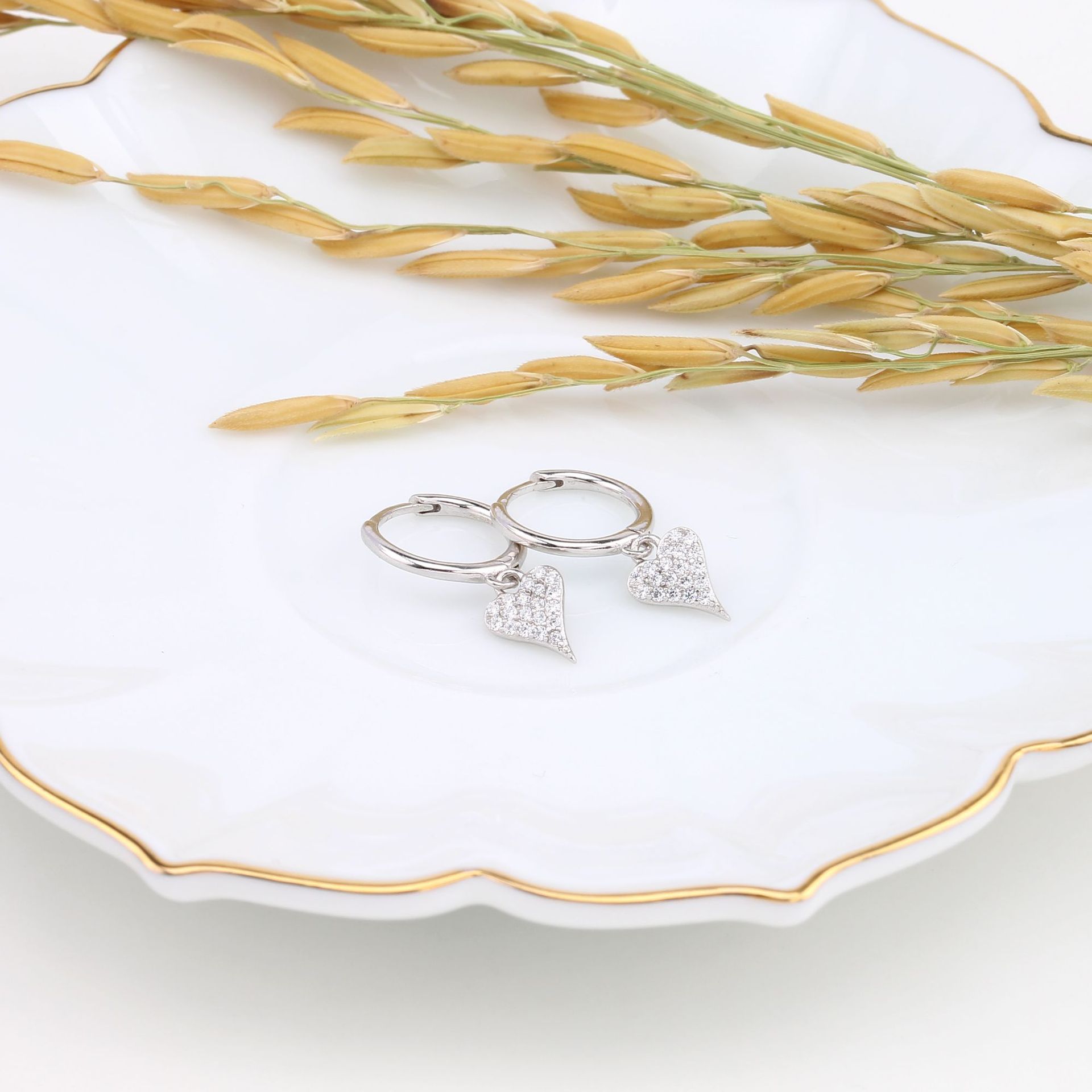 1 Pair Sweet Heart Shape Inlay Sterling Silver Zircon Drop Earrings display picture 8