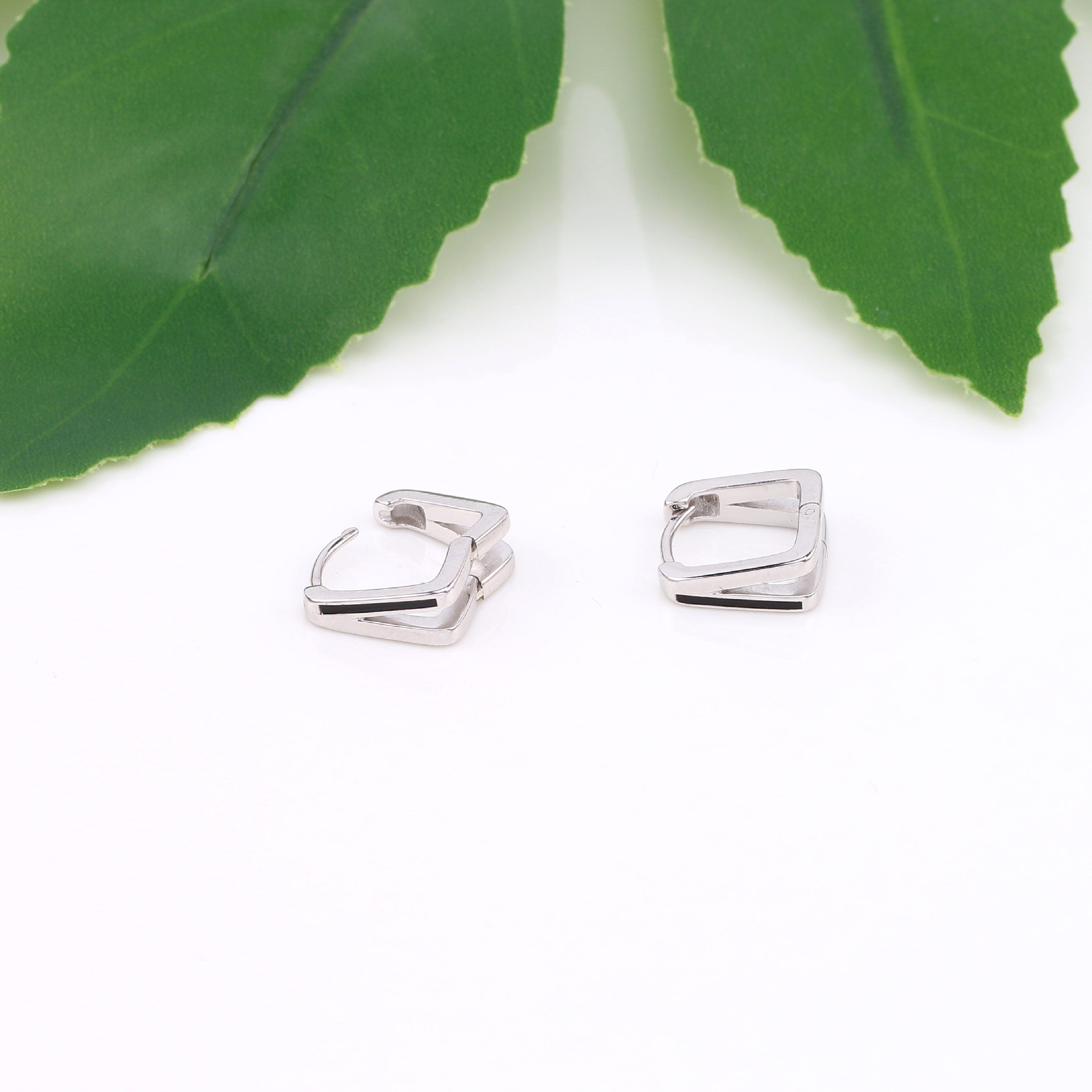 1 Pair Simple Style Square Plating Sterling Silver Earrings display picture 12