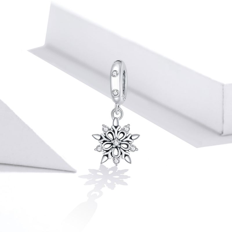 Casual Snowflake Sterling Silver Inlay Zircon Jewelry Accessories display picture 4