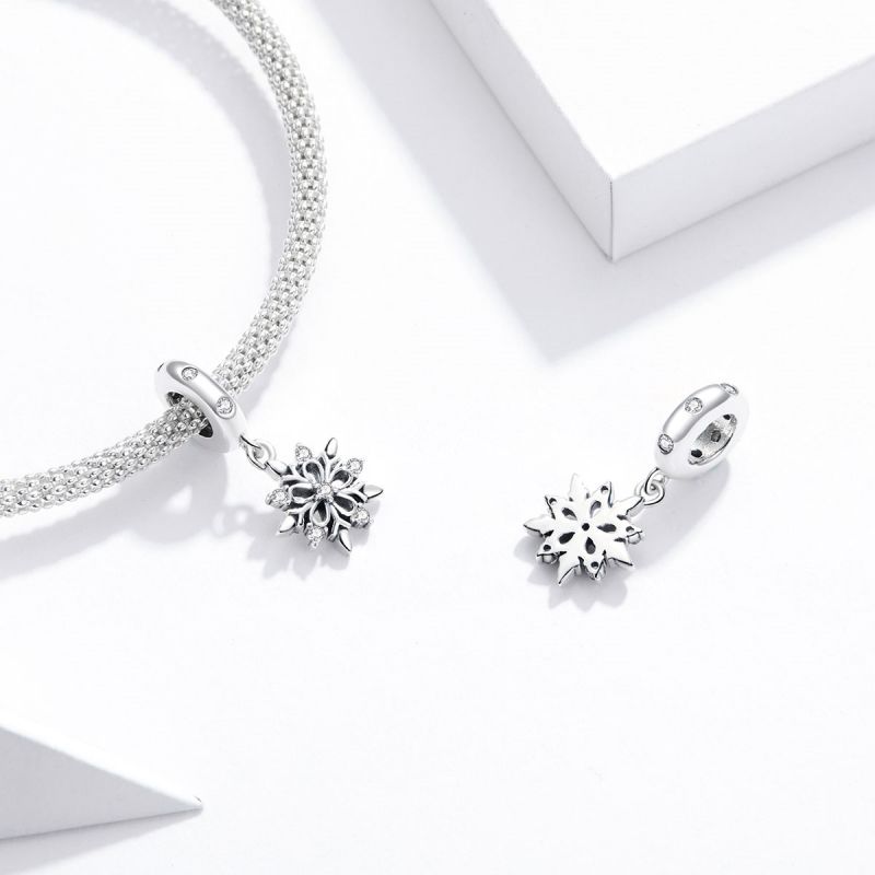 Casual Snowflake Sterling Silver Inlay Zircon Jewelry Accessories display picture 6