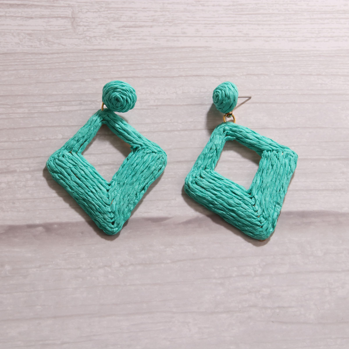 1 Pair Exaggerated Simple Style Quadrilateral Handmade Alloy Raffia Drop Earrings display picture 5