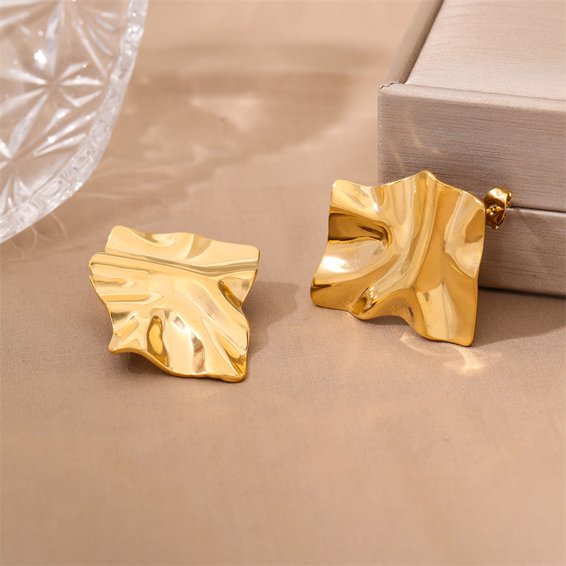 1 Pair Retro Simple Style Irregular Square Plating 201 Stainless Steel 18K Gold Plated Ear Studs display picture 9