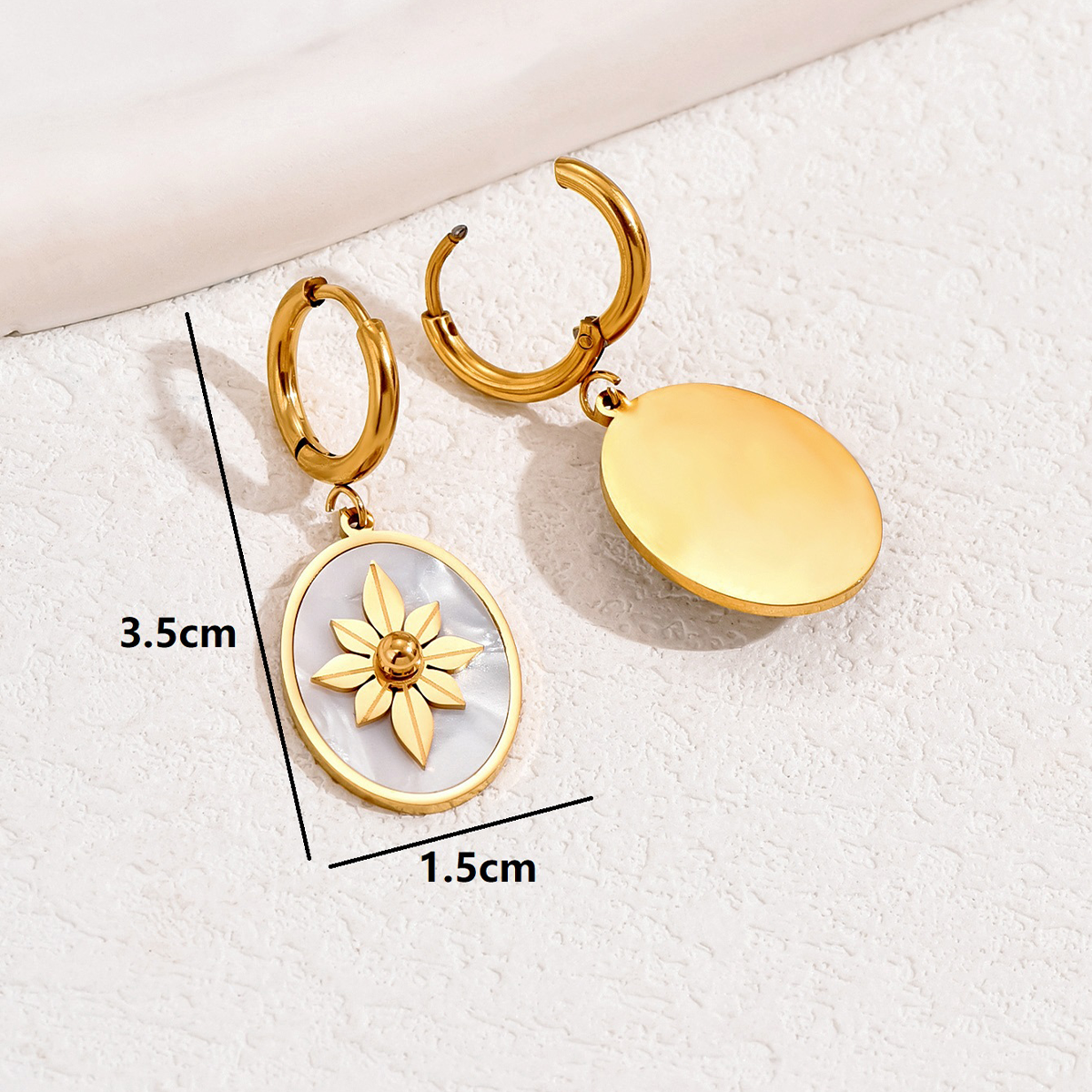 1 Pair Retro French Style Flower Plating Inlay 201 Stainless Steel Shell 18K Gold Plated Drop Earrings display picture 5