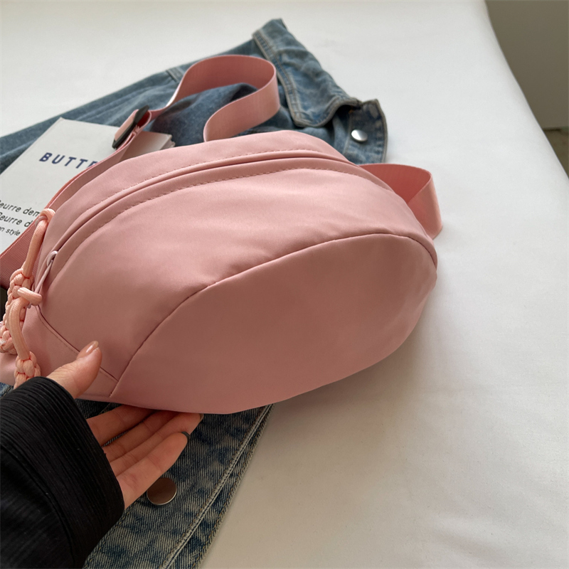 Women's All Seasons Canvas Solid Color Elegant Vacation Sewing Thread Dumpling Shape Zipper Fanny Pack display picture 2