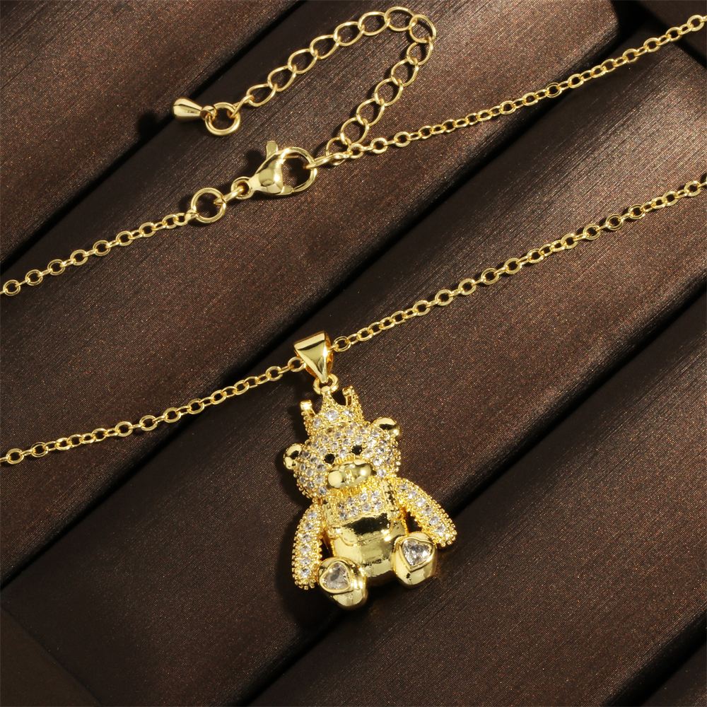 Factory In Stock European And American Style Love Bear Crown Pendant Necklace Personality Copper Inlaid Micro Diamond Clavicle Chain Accessories display picture 5