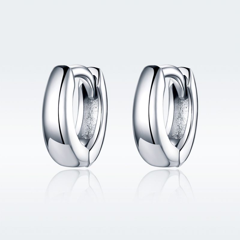 1 Pair Simple Style Solid Color Plating Sterling Silver Silver Plated Hoop Earrings display picture 4