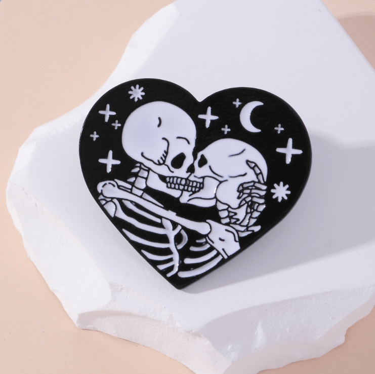 Hip-hop Funny Streetwear Heart Shape Skull Alloy Women's Brooches display picture 3