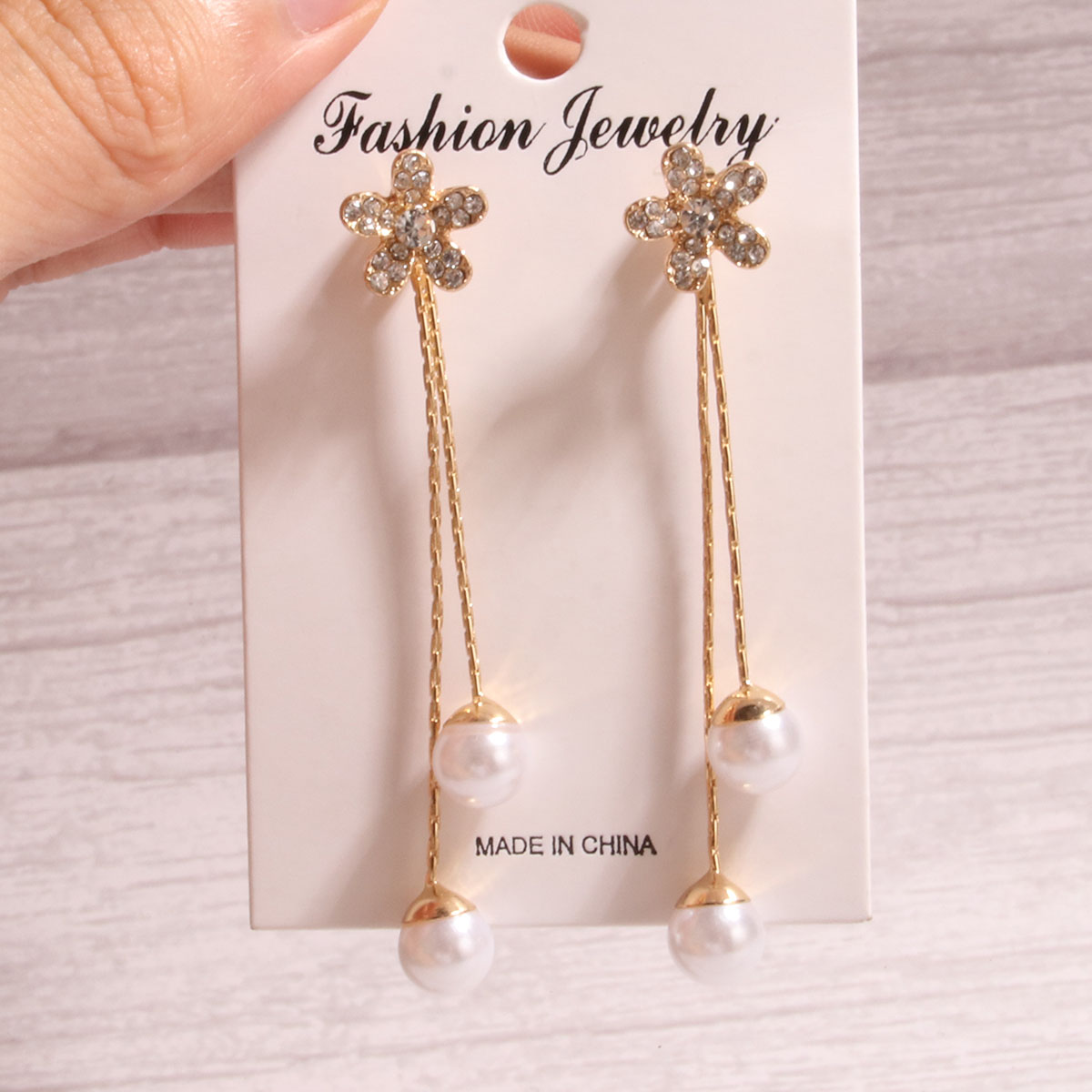 1 Pair Elegant Glam Luxurious Tassel Flower Inlay Alloy Rhinestones Pearl Drop Earrings display picture 2
