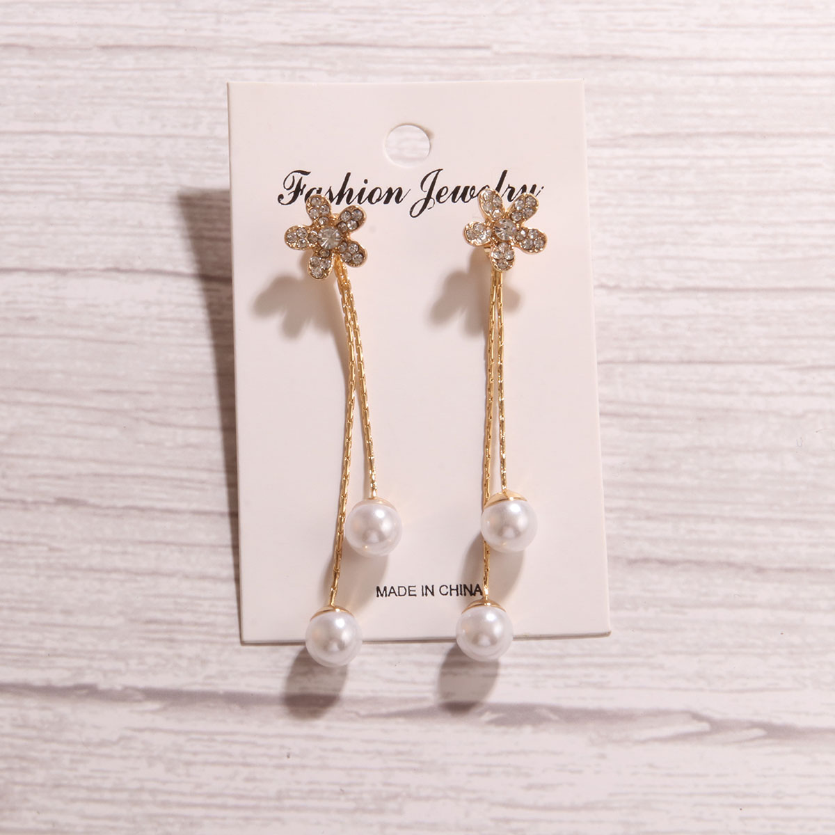 1 Pair Elegant Glam Luxurious Tassel Flower Inlay Alloy Rhinestones Pearl Drop Earrings display picture 1