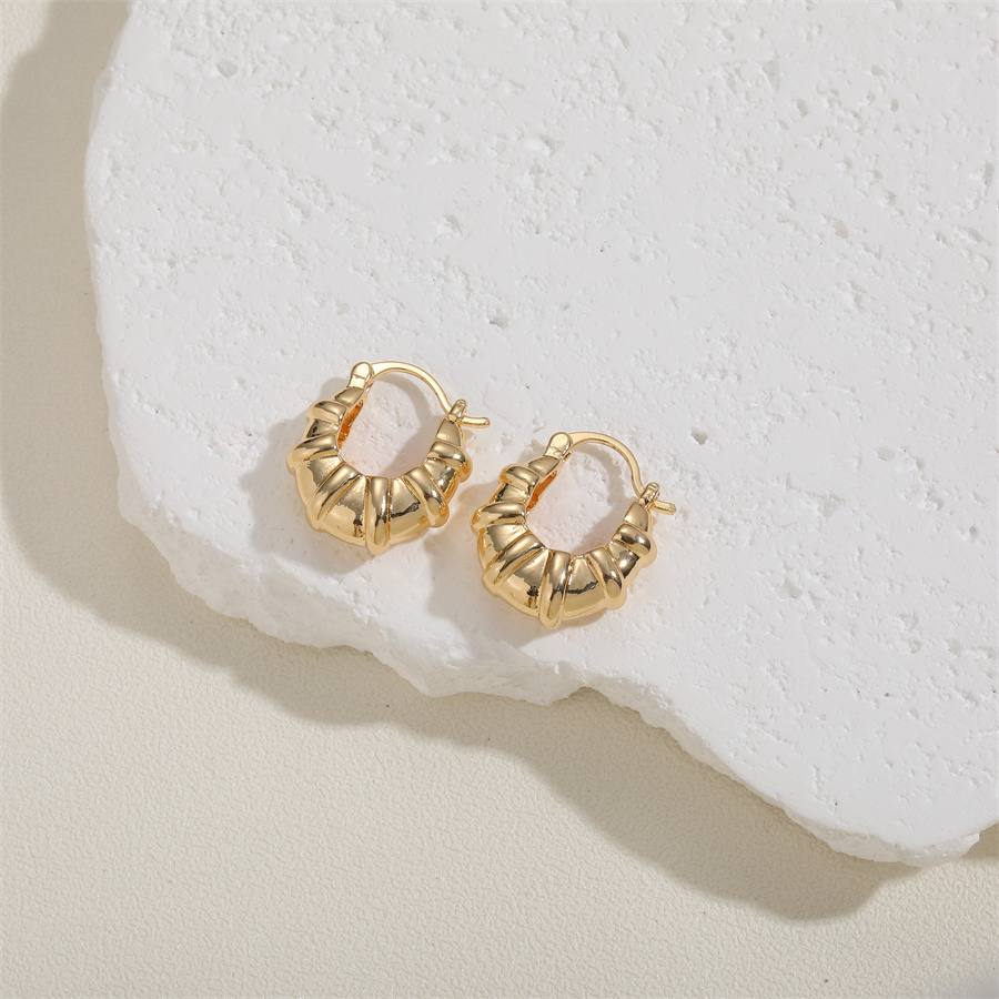 1 Pair Simple Style Twist Plating Copper 14k Gold Plated Hoop Earrings Drop Earrings display picture 9